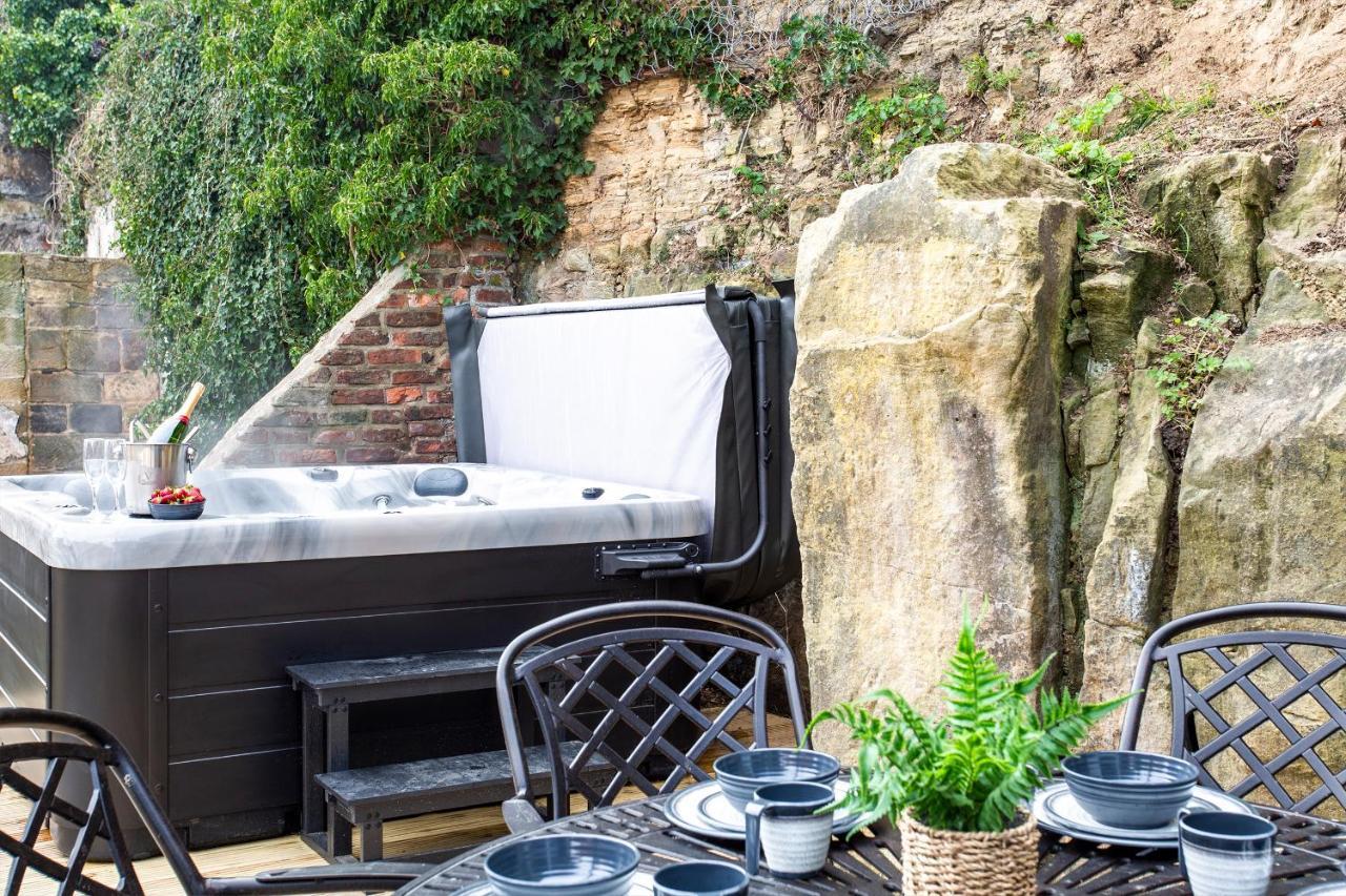 Whitby Boutique - Mast Cottage Екстериор снимка